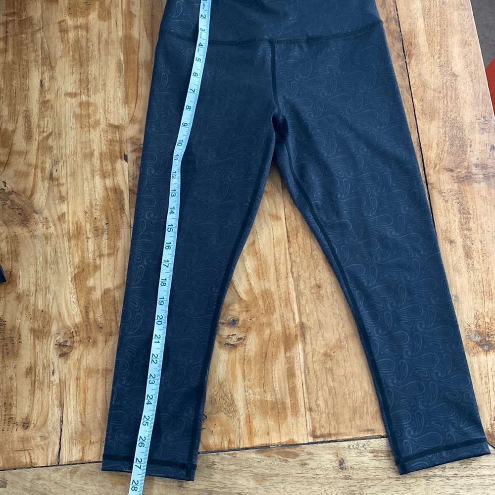 Zyia capri tights